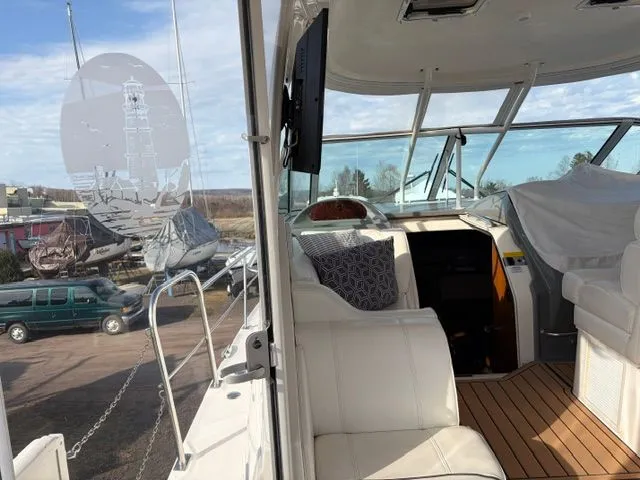 Slide: The Image of Cruisers 405 Express Motoryacht 2005 - 16