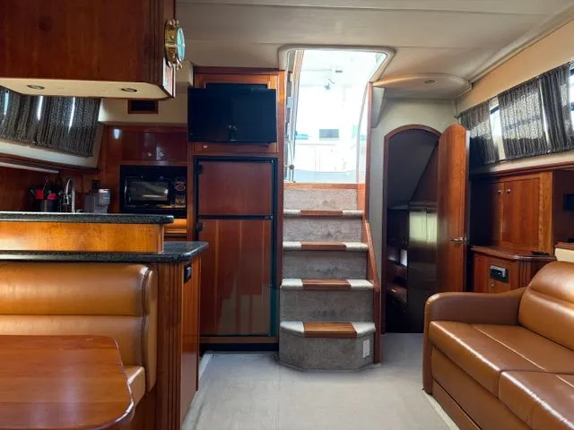 Slide: The Image of Cruisers 405 Express Motoryacht 2005 - 27