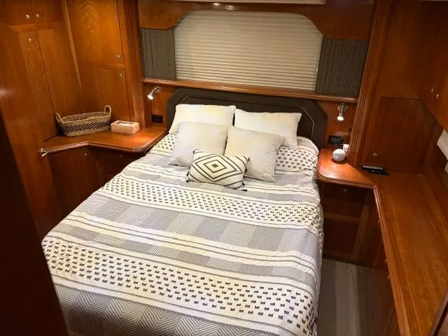 Slide: The Image of Cruisers 405 Express Motoryacht 2005 - 34
