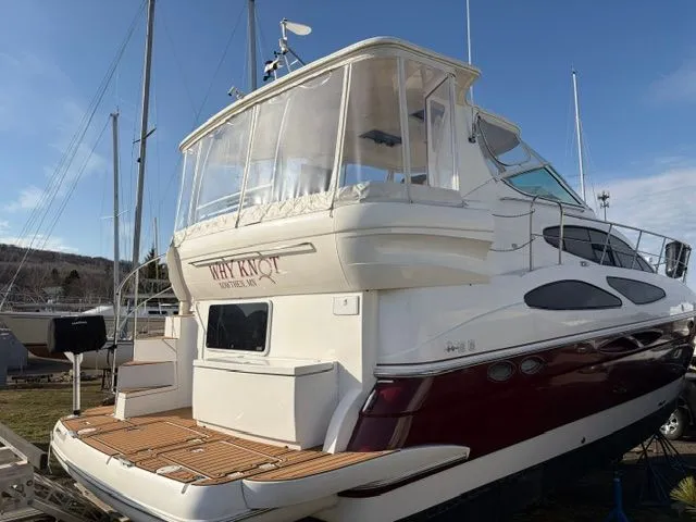 Slide: The Image of Cruisers 405 Express Motoryacht 2005 - 6