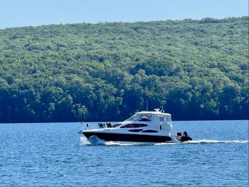 Slide: The Image of Cruisers 405 Express Motoryacht 2005 - 7