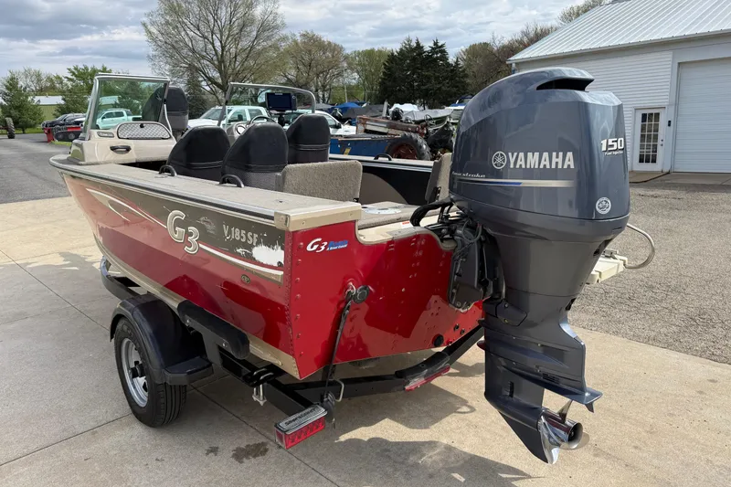 Slide: The Image of 2013 G3 Angler V185 SF boat with Yamaha 150 outboard motor. - 4