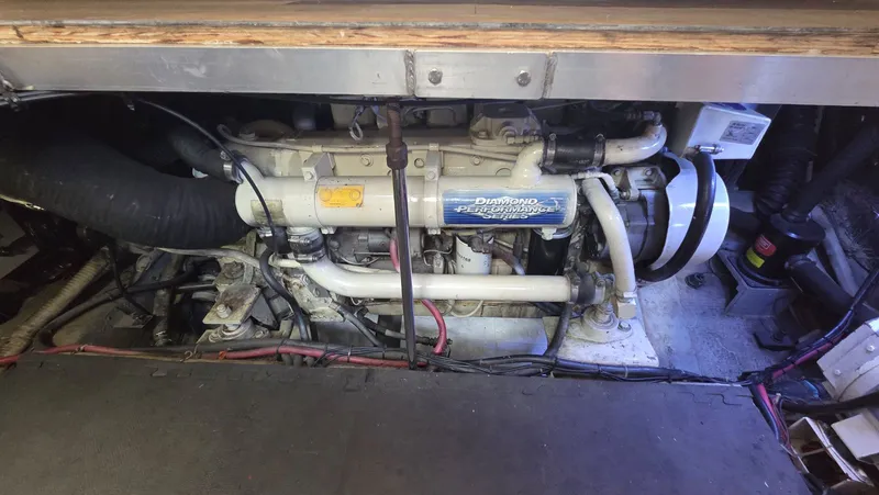 Slide: The Image of Carver Yachts 405 Motor Yacht 1998 - 60