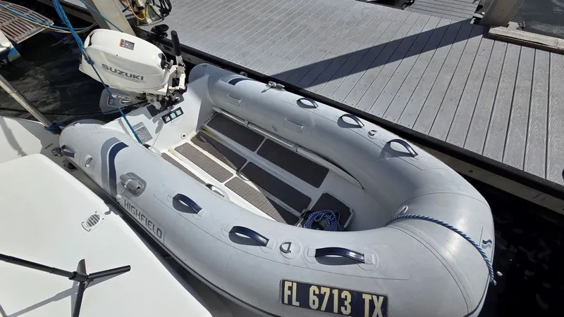 Slide: The Image of Carver Yachts 405 Motor Yacht 1998 - 65