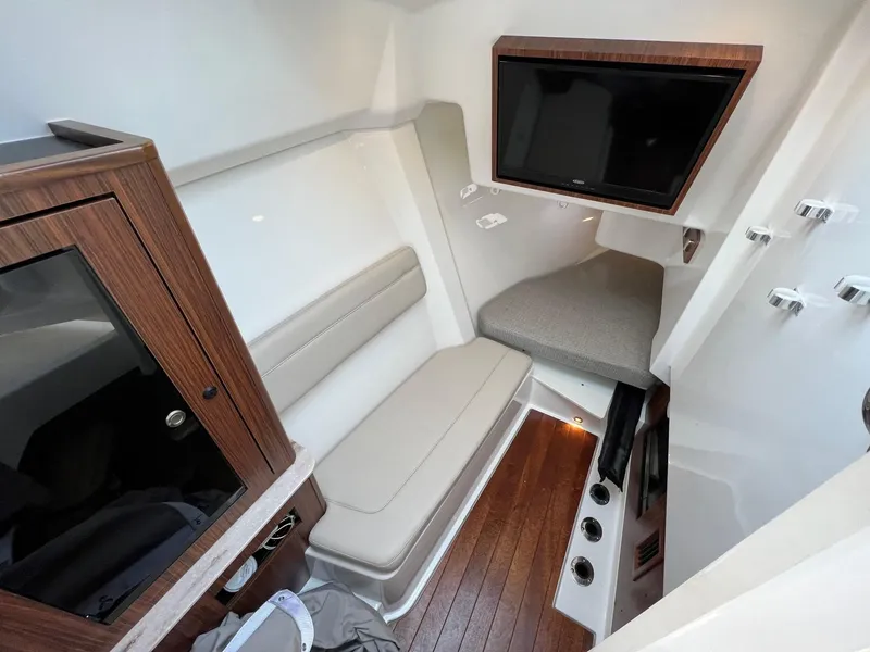 Slide: The Image of Pursuit DC 365 Dual Console - 27