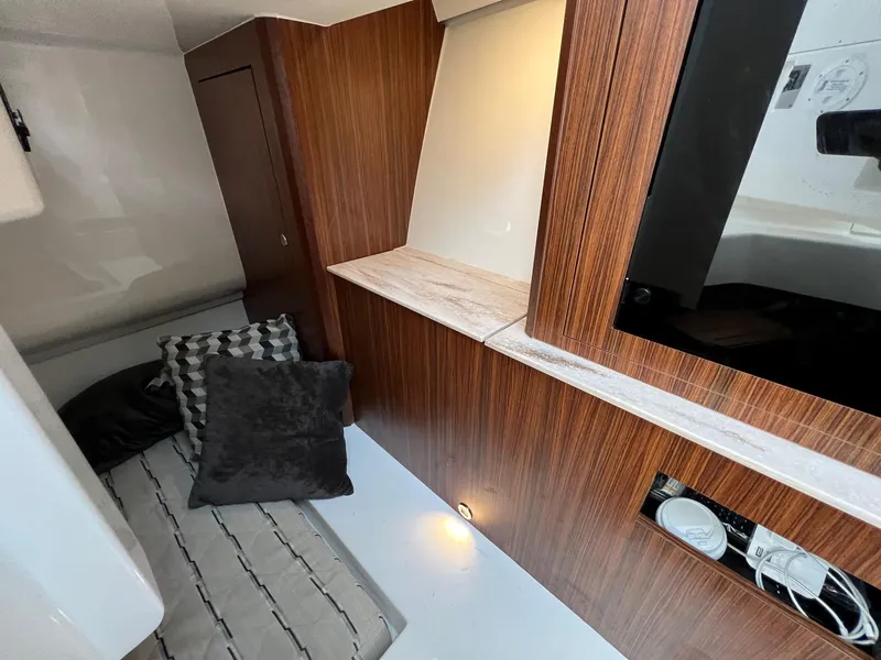 Slide: The Image of Pursuit DC 365 Dual Console - 30