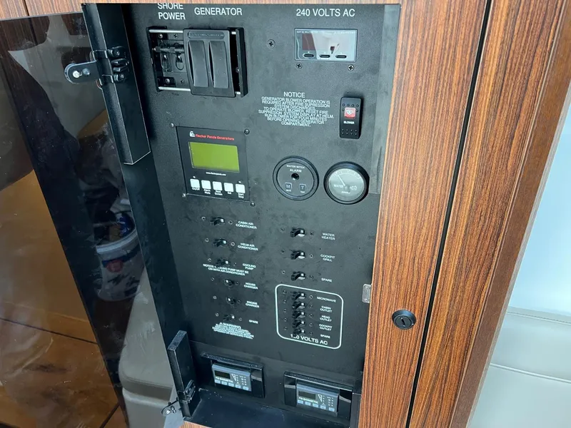 Slide: The Image of Pursuit DC 365 Dual Console - 33