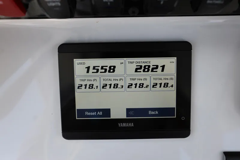 Slide: The Image of Yamaha display showing trip data on 2024 Sea Hunt Ultra 275 SE boat. - 17