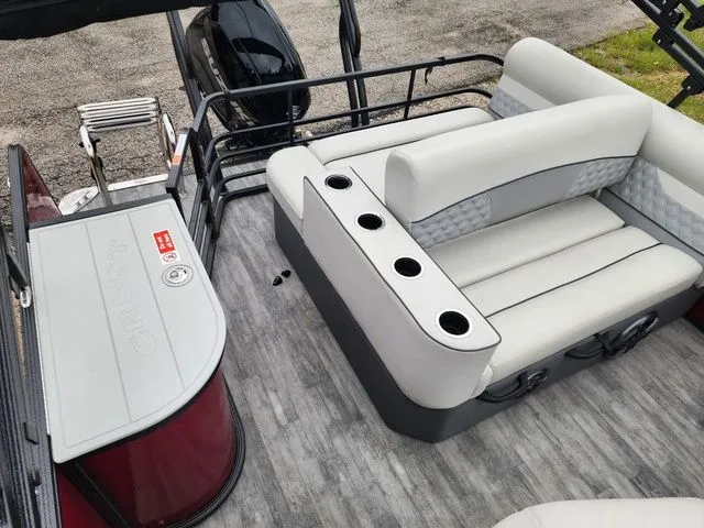 Slide: The Image of Crest Classic Platinum 220 SLC CPT DLX 2022 - 7