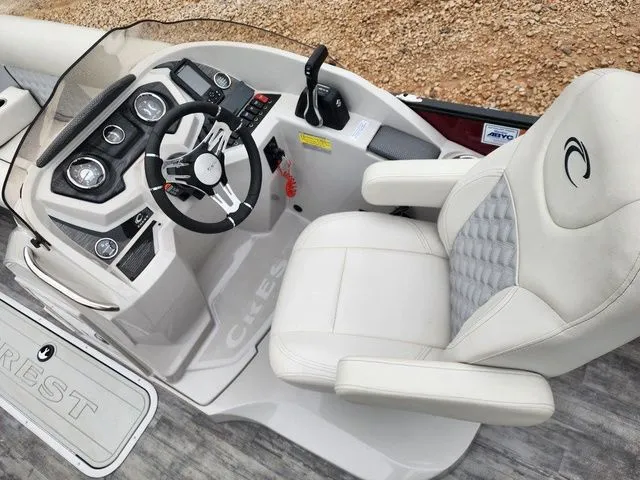 Slide: The Image of Crest Classic Platinum 220 SLC CPT DLX 2022 - 9