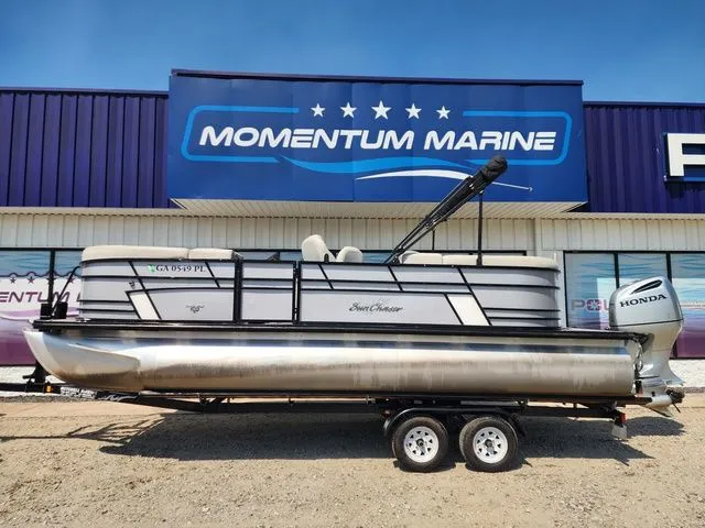 The Image of SunChaser 22 LR DH Sport 2018 - undefined