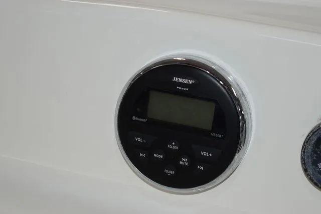 Slide: The Image of Bayliner 160 Bowrider 2016 - 23