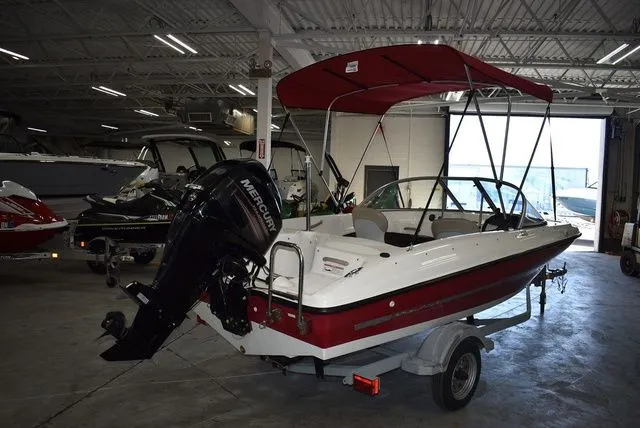 Slide: The Image of Bayliner 160 Bowrider 2016 - 8