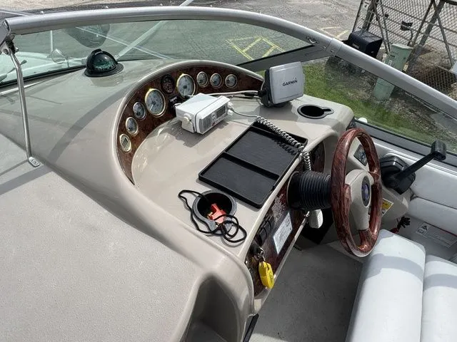 Slide: The Image of Four Winns 248 Vista 2003 - 30