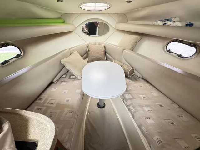 Slide: The Image of Four Winns 248 Vista 2003 - 33