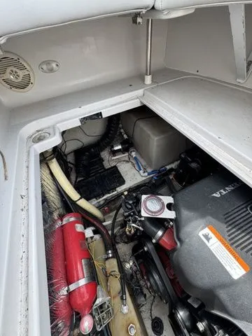 Slide: The Image of Four Winns 248 Vista 2003 - 52