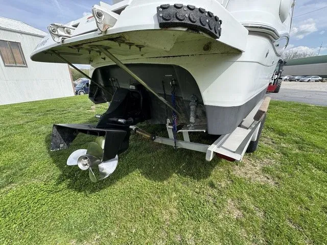 Slide: The Image of Four Winns 248 Vista 2003 - 7