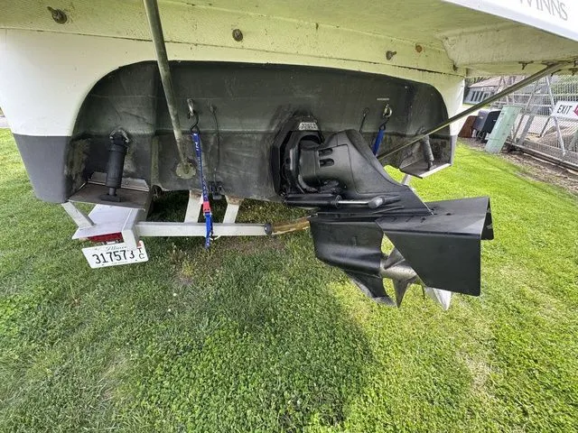 Slide: The Image of Four Winns 248 Vista 2003 - 9