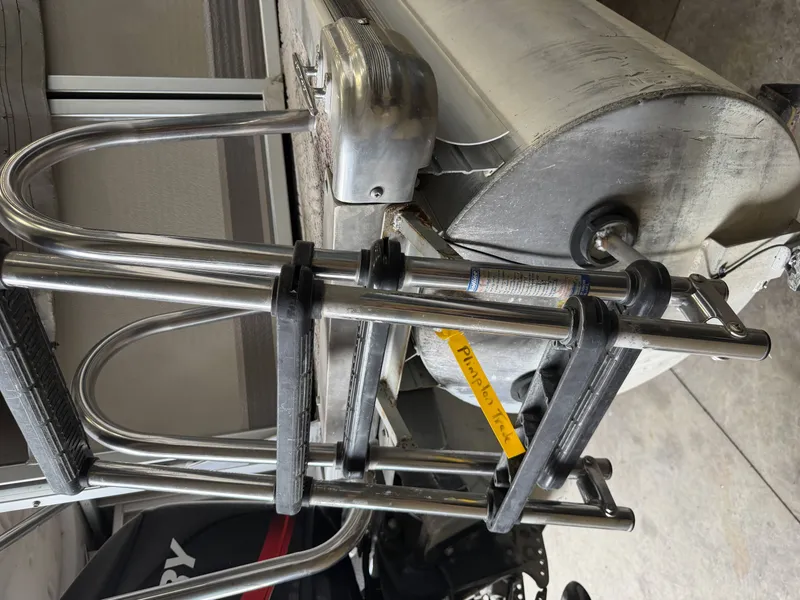 Slide: The Image of Stainless steel ladder on a 2003 Premier 270 Grand Majestic boat. - 8