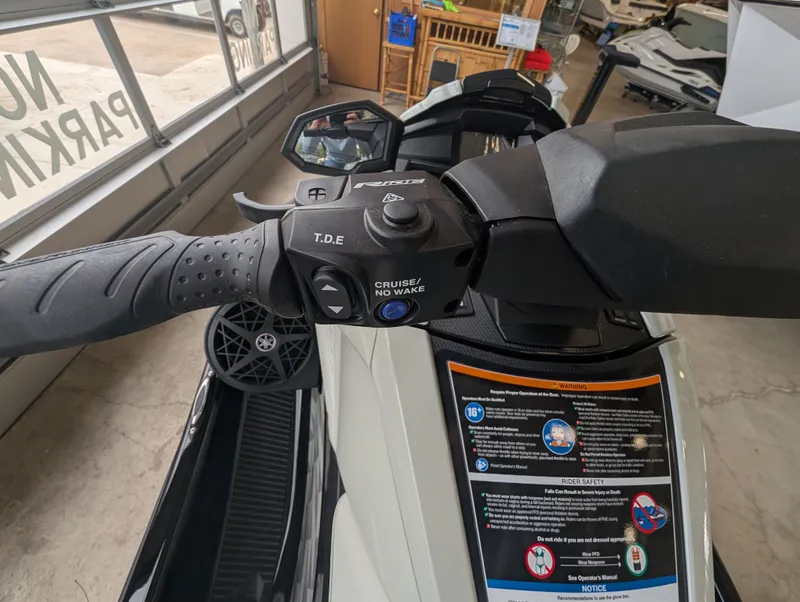 Slide: The Image of Yamaha VX1900B-CB 2026 - 10