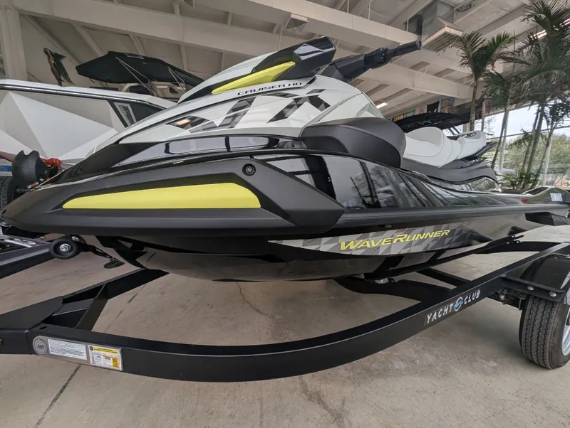 Slide: The Image of Yamaha VX1900B-CB 2026 - 7