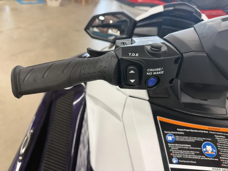 Slide: The Image of Yamaha VX1900C-CA 2026 - 12
