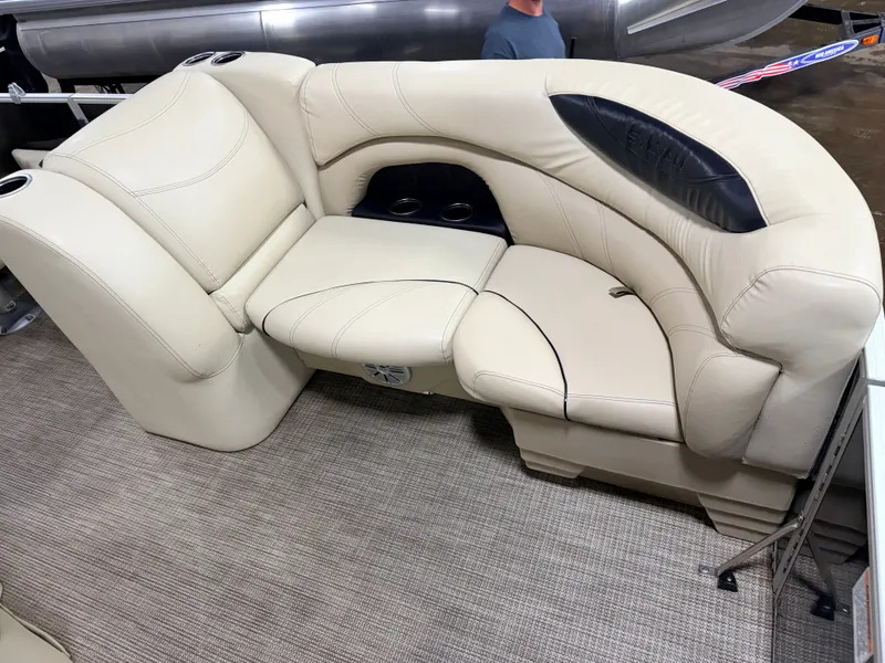 Slide: The Image of Sylvan MIrage 820 LZ Quad Lounge & 90HP Yamaha -$27,995 2019 - 13