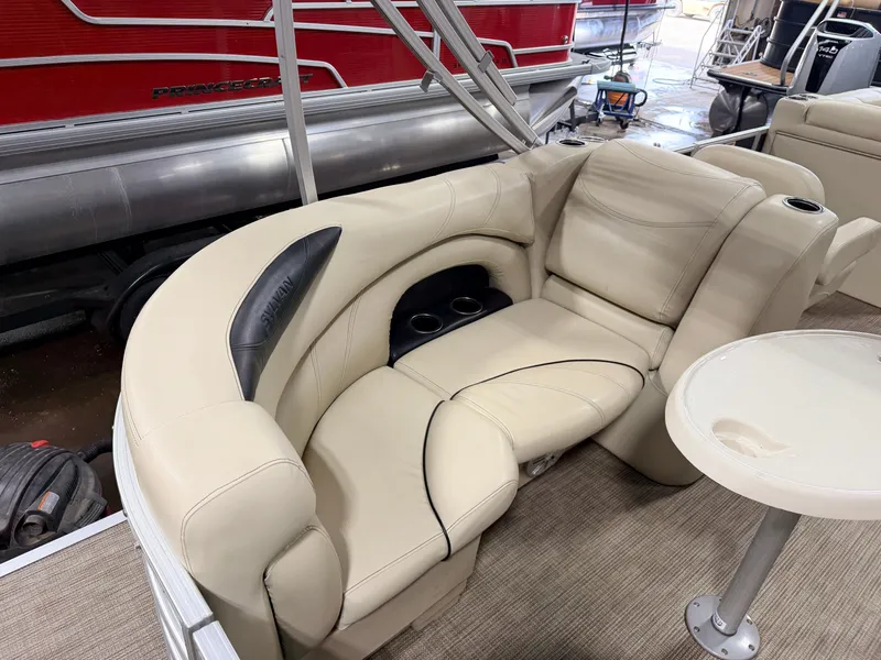 Slide: The Image of Sylvan MIrage 820 LZ Quad Lounge & 90HP Yamaha -$27,995 2019 - 37