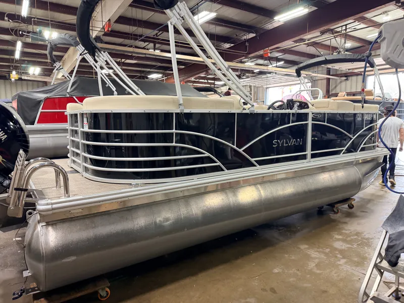 Slide: The Image of Sylvan MIrage 820 LZ Quad Lounge & 90HP Yamaha -$27,995 2019 - 39