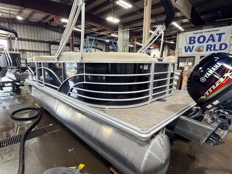 Slide: The Image of Sylvan MIrage 820 LZ Quad Lounge & 90HP Yamaha -$27,995 2019 - 45