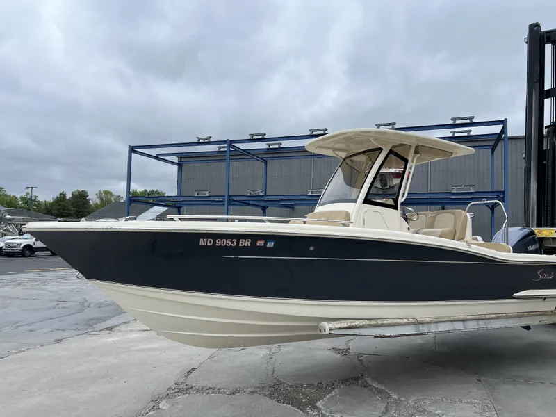 Slide: The Image of Scout 240 XSF 2022 - 15