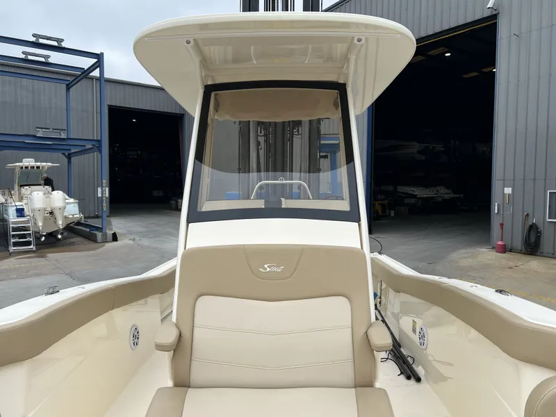 Slide: The Image of Scout 240 XSF 2022 - 22