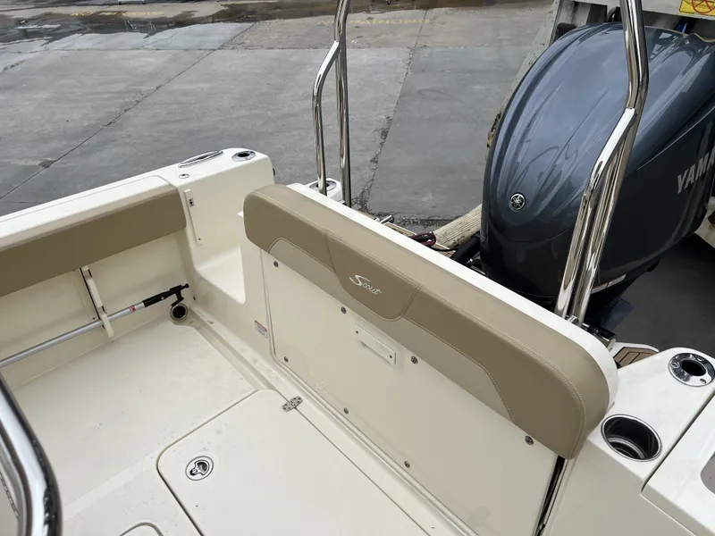 Slide: The Image of Scout 240 XSF 2022 - 26