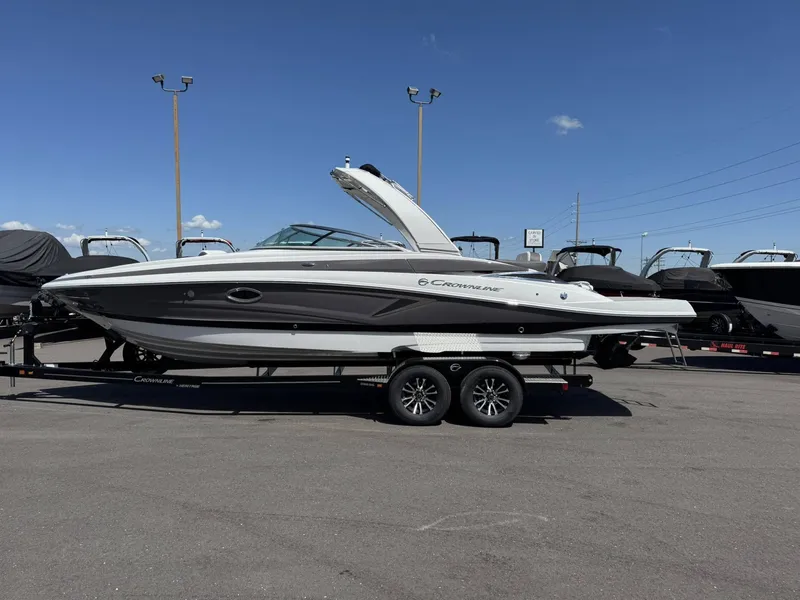 Slide: The Image of Crownline Boats 288 SS 2026 - 23