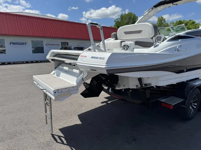 Slide: The Image of Crownline Boats 288 SS 2026 - 7