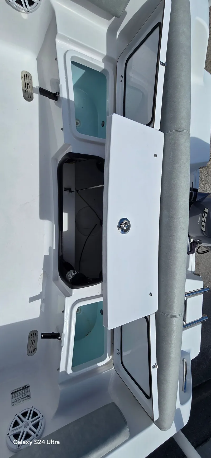 Slide: The Image of Sportsman Heritage 211 Center Console 2019 - 8