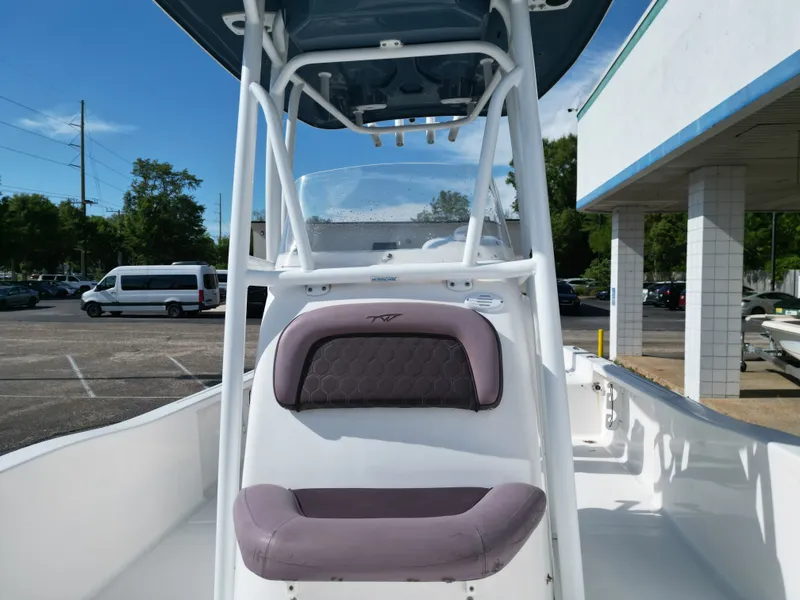 Slide: The Image of Tidewater 2400 Bay Max 2017 - 3