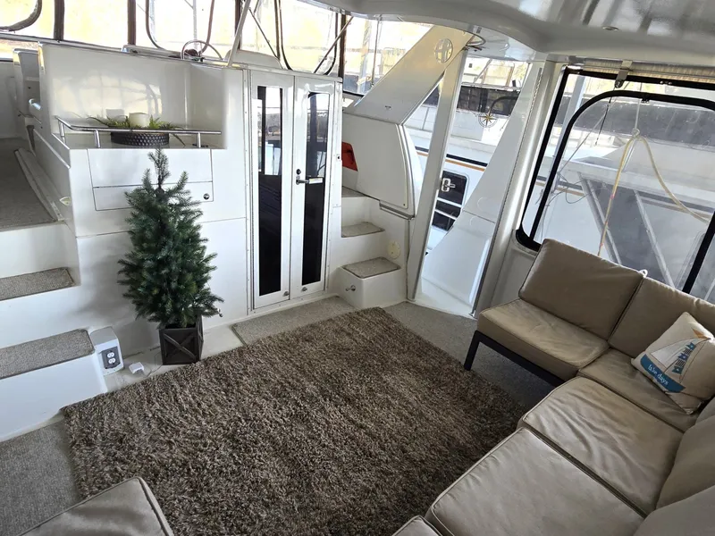 Slide: The Image of Carver Yachts 406 1999 - 8