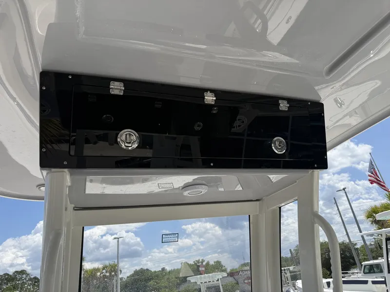 Slide: The Image of Key West 260 Center Console 2026 - 15