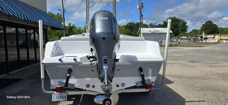 Slide: The Image of Sportsman Heritage 211 Center Console 2019 - 3
