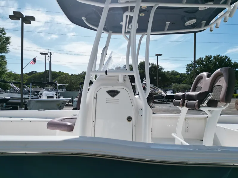 Slide: The Image of Tidewater 2400 Bay Max 2017 - 10