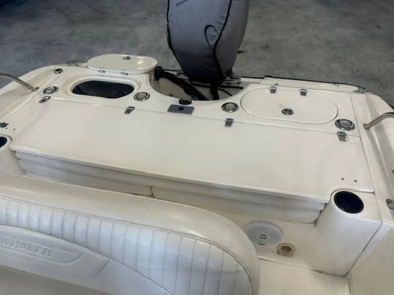 Slide: The Image of Boston Whaler 180 Dauntless 2002 - 16