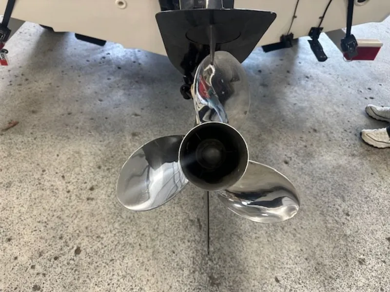 Slide: The Image of Boston Whaler 180 Dauntless 2002 - 18