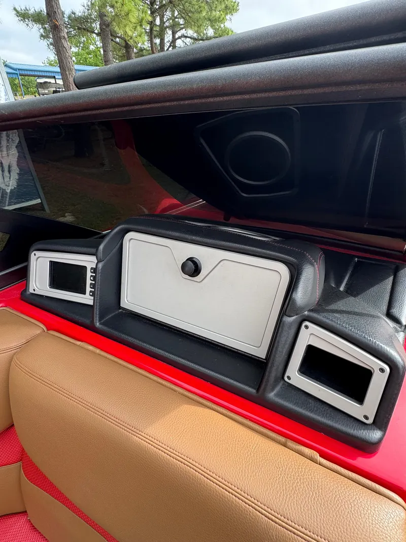 Slide: The Image of Supra SA 550 2019 - 10