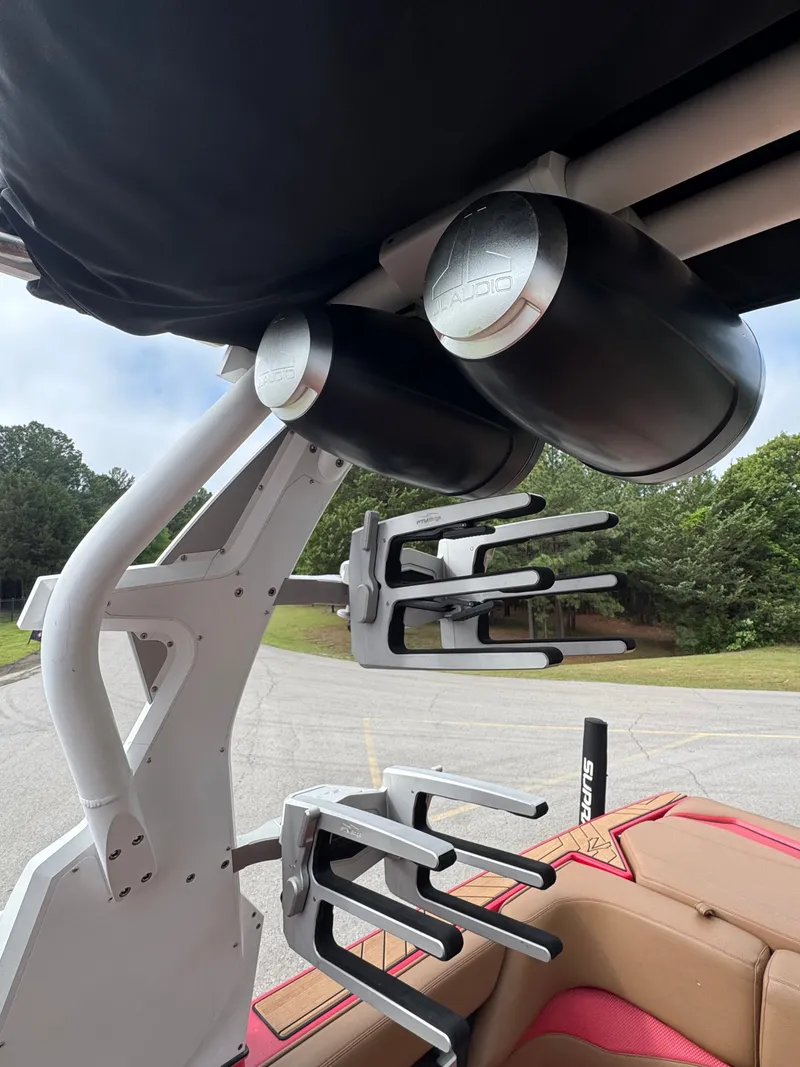 Slide: The Image of Supra SA 550 2019 - 14