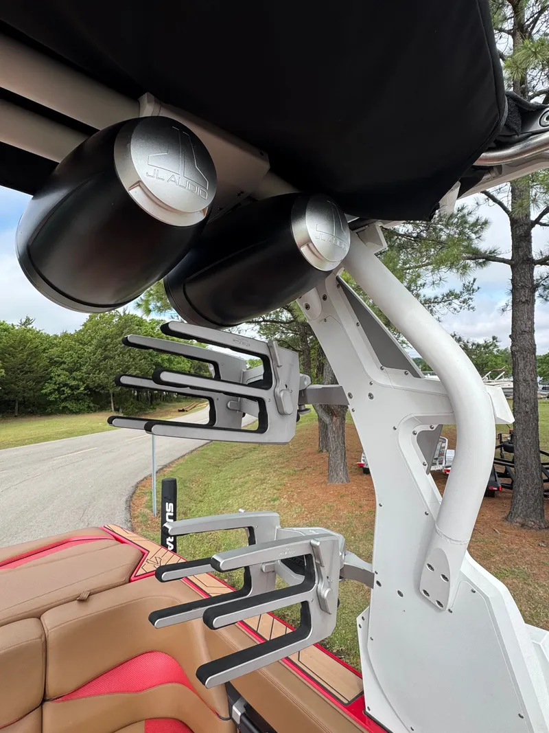 Slide: The Image of Supra SA 550 2019 - 15