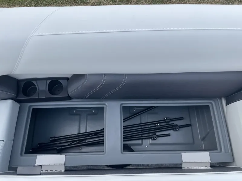 Slide: The Image of Sylvan 822 LZ Mirage 2026 - 13