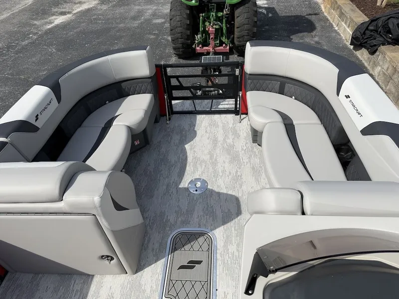 Slide: The Image of Interior of a 2026 Starcraft SLS 3 Q DH pontoon boat. - 7