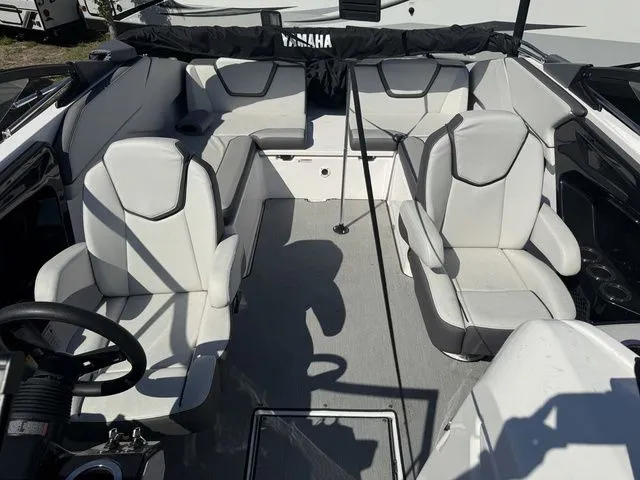 Slide: The Image of Yamaha SX250 2024 - 26