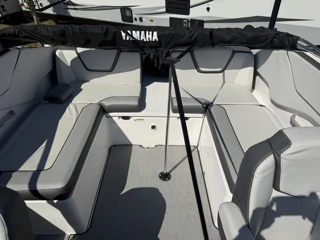 Slide: The Image of Yamaha SX250 2024 - 28